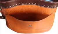 /album/fotogaleria-bolso-apache-cow/bolso-marron-grabado-bolsillo-jpg/